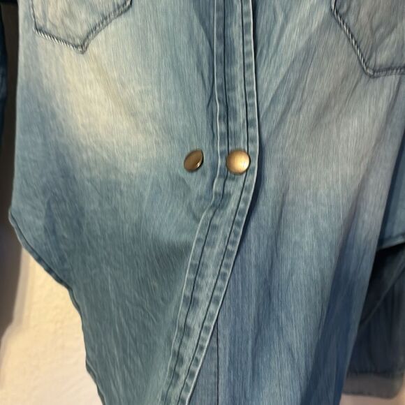 McGuire Chambray Button Down Shirt Large - Picture 6 of 7